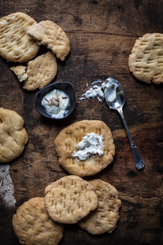 Gujarati Khaja Puri, Khaja Pooru with Shrikan, seekhan